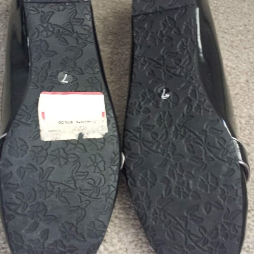 Kenneth Cole Reaction Flats Buckle Ballet Shoes - Picture 7 of 12